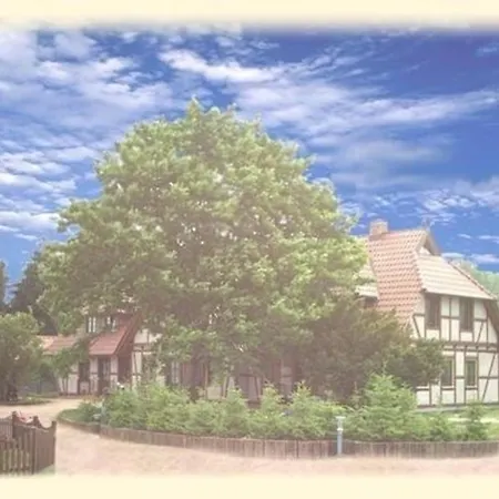 Apartment Gemuetliche In Mit Garten, Gemeinschaftlichem Pool Und Grill
