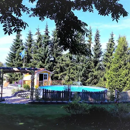 Gemuetliche In Mit Garten, Gemeinschaftlichem Pool Und Grill Sehlen