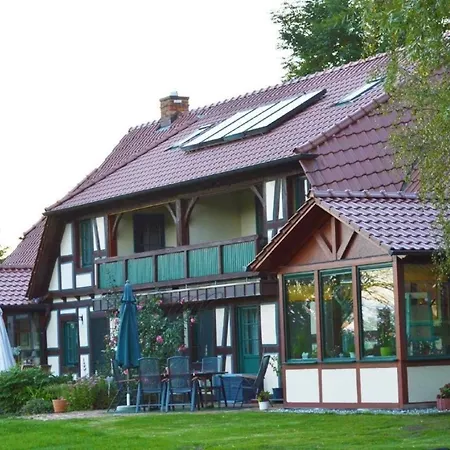 Gemuetliche In Mit Garten, Gemeinschaftlichem Pool Und Grill Apartment